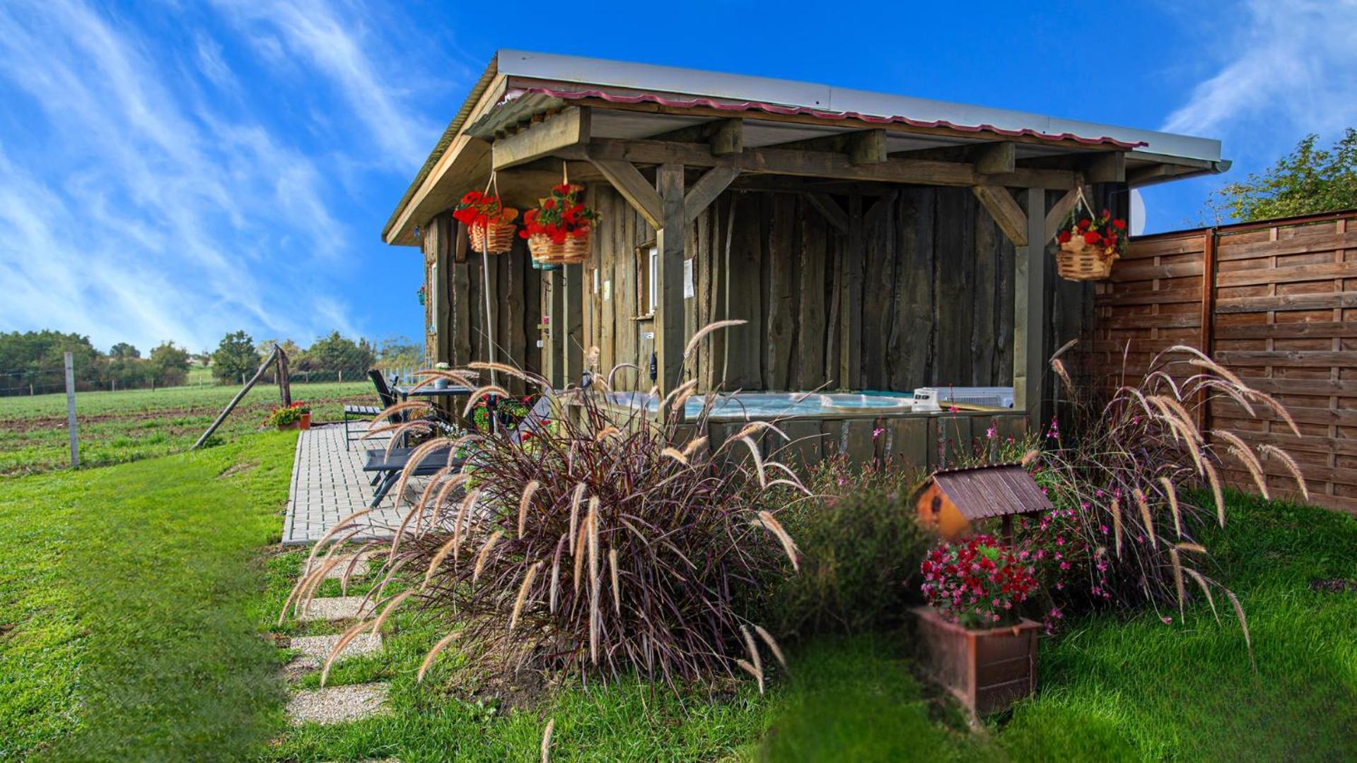 Romantic Jacuzzi Hideaway Near Heviz Rezi Exteriör bild